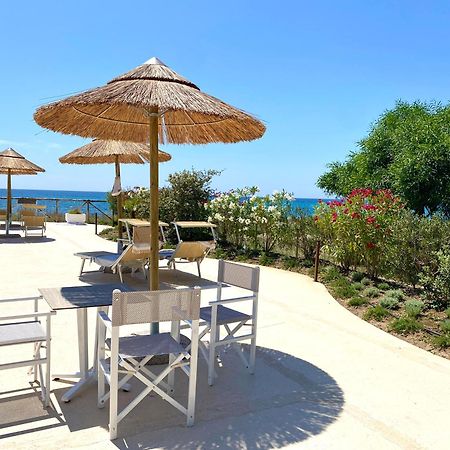 Hotel Mare Pineta ซานตา มาร์เกรีตา ดิ ปูลา ภายนอก รูปภาพ